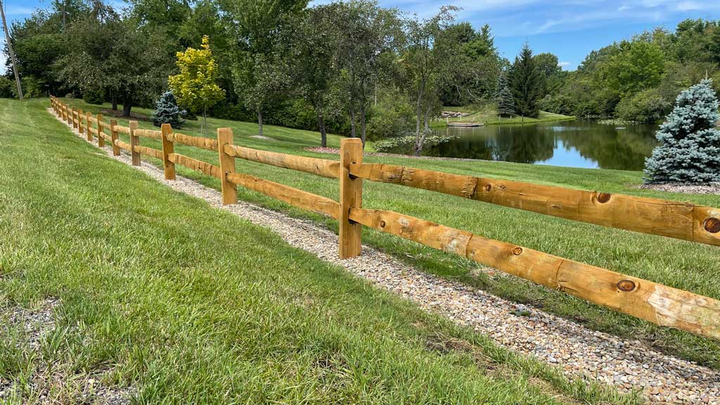 wood split rail fence