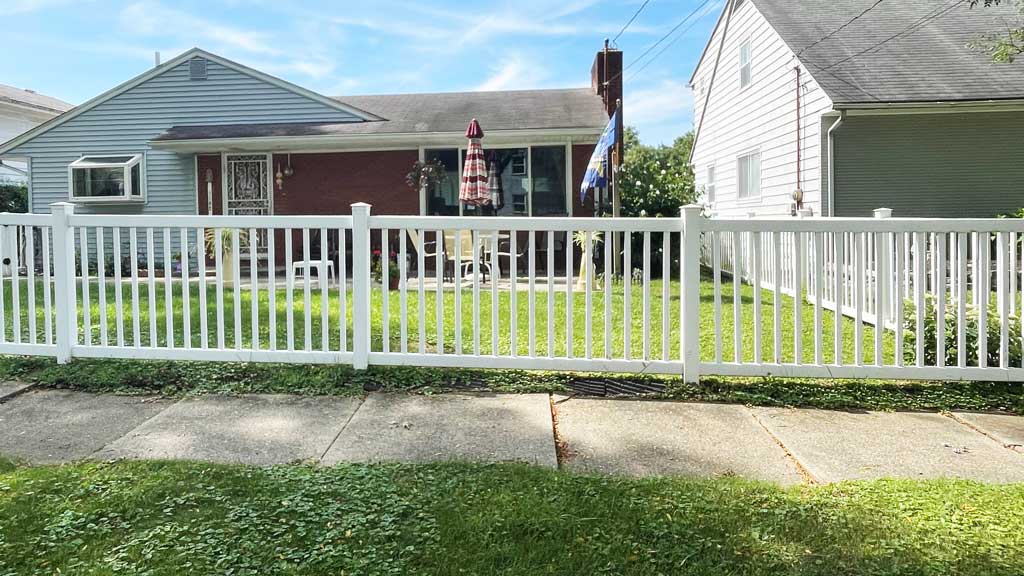 contemporary picket with top and bottom rails