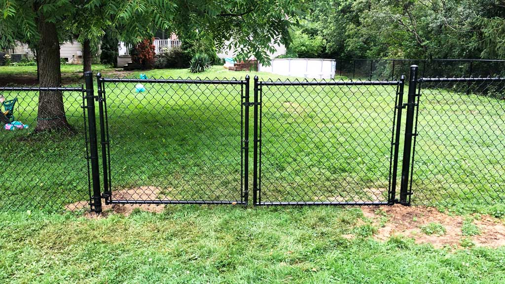 double gate for black chain link fence