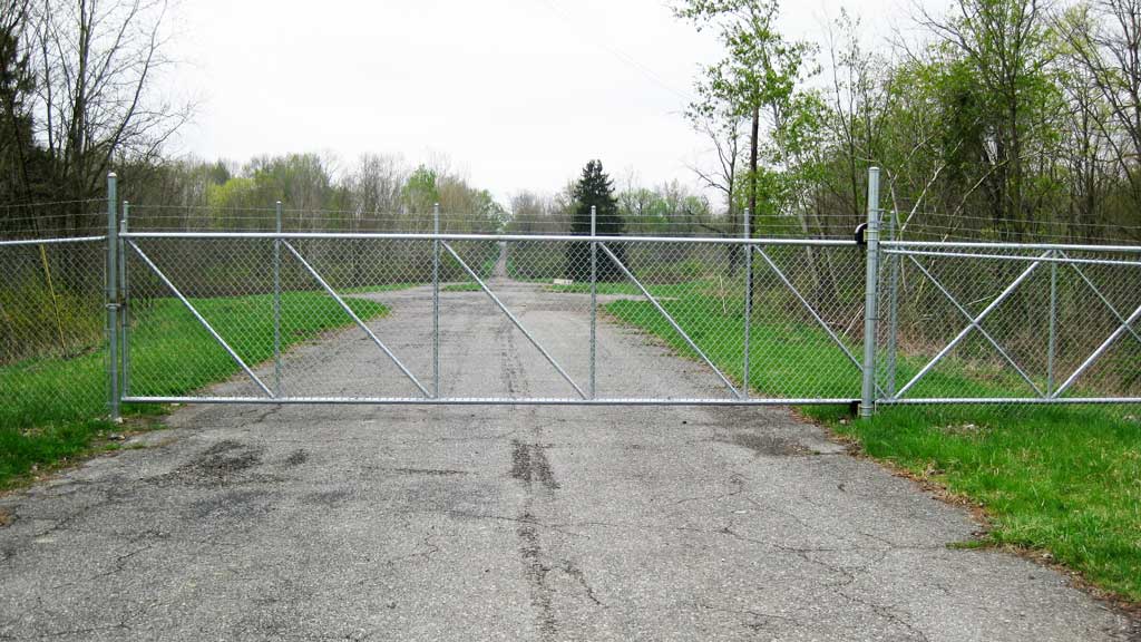 industrial grade cantilever gate