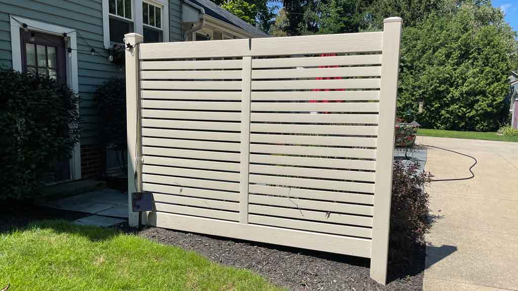 vinyl horizontal privacy fence