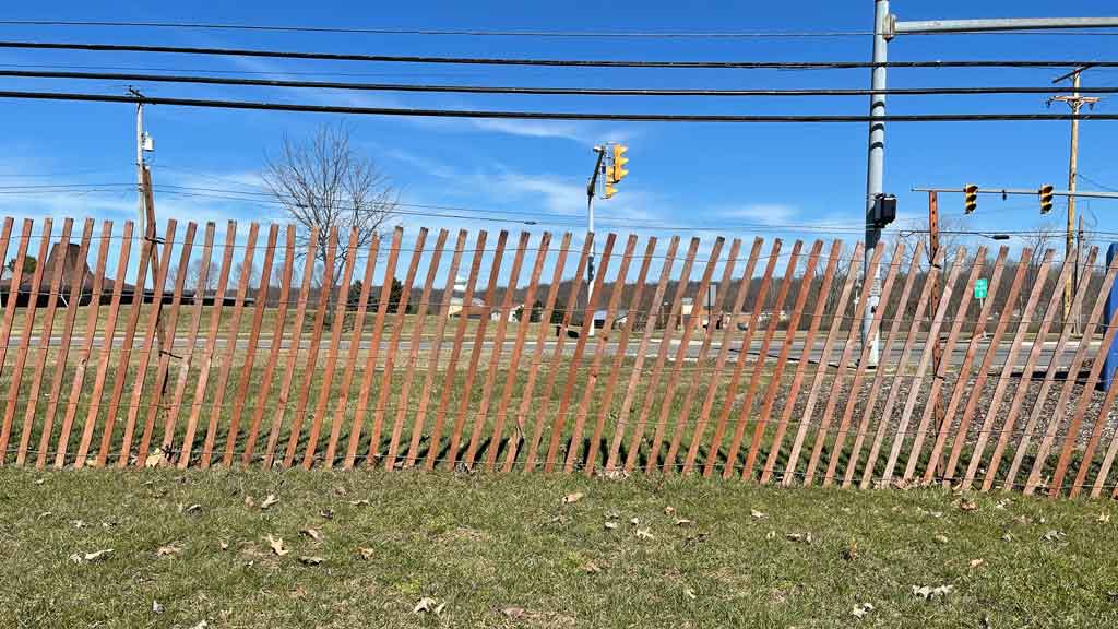 wood snow fence