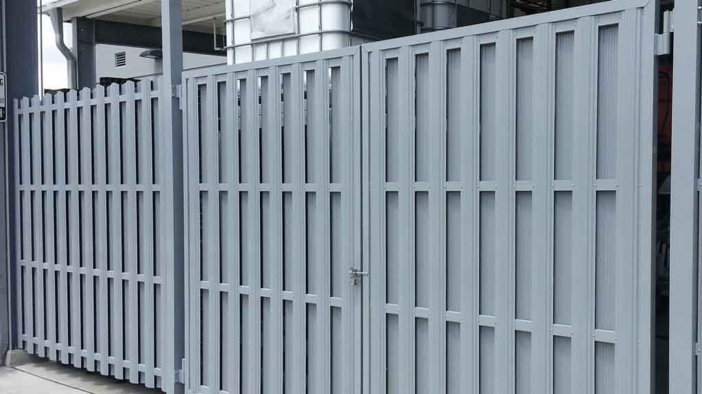 shadow box aluminum fence