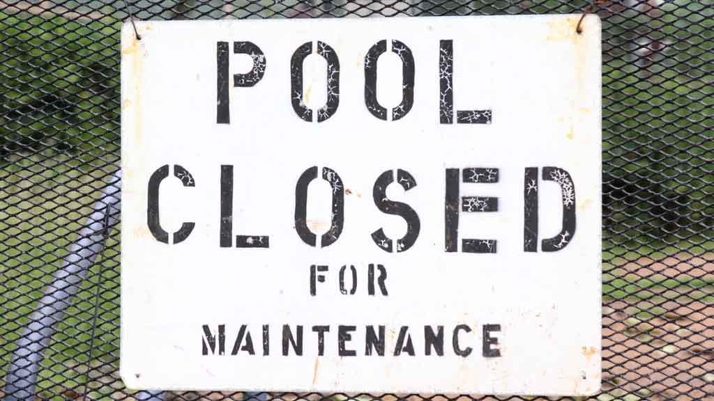 closed for maintenance sign