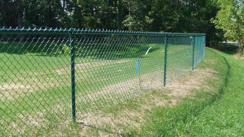 Colored Chain Link Fence Kit - Includes All Parts - Choice of Black, Brown,  or Green