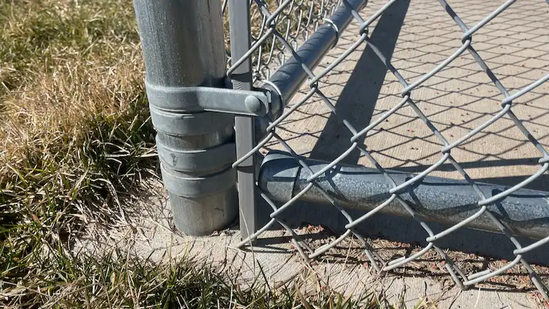 Chain Link Fence Bottom Rail For Extra Strength Fence Resource