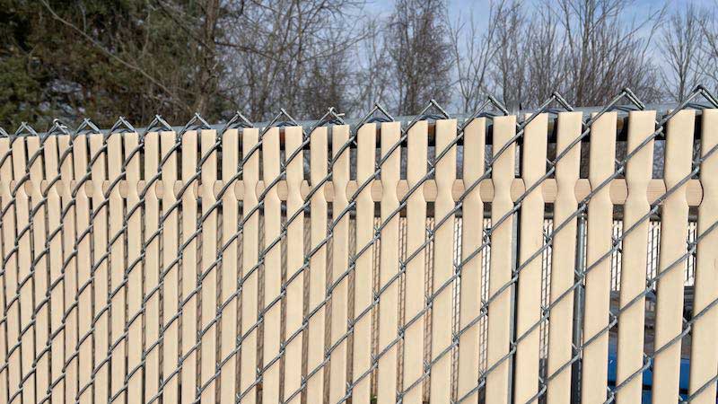 chain link fence weave