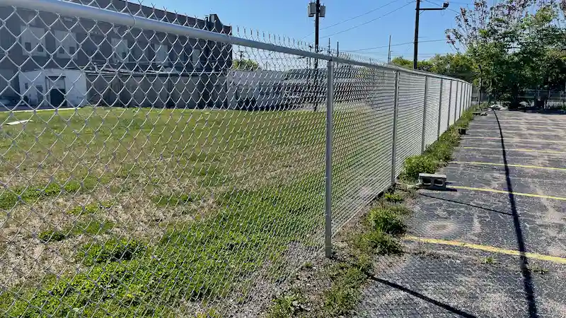 installing a chain link fence